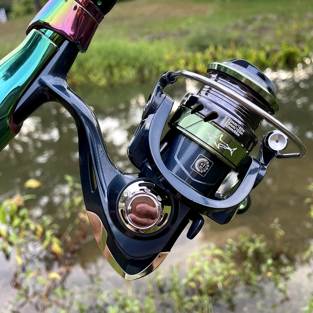 Carrete de pesca giratorio 1500, 250, 3500, ultraligero, arrastre máximo 8kg, 5,2: 1, Surfcasting, agua salada, Jigging - imagen 3