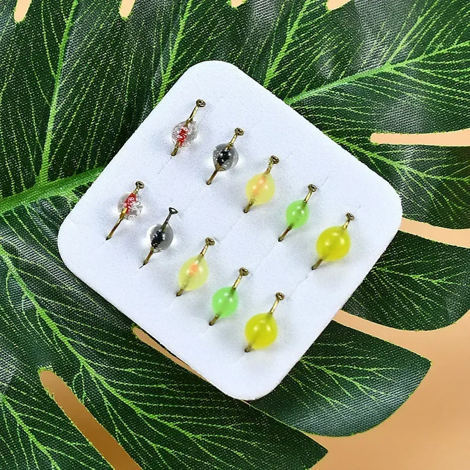Set de 10 señuelos biomiméticos MNFT con diseño realista 3D