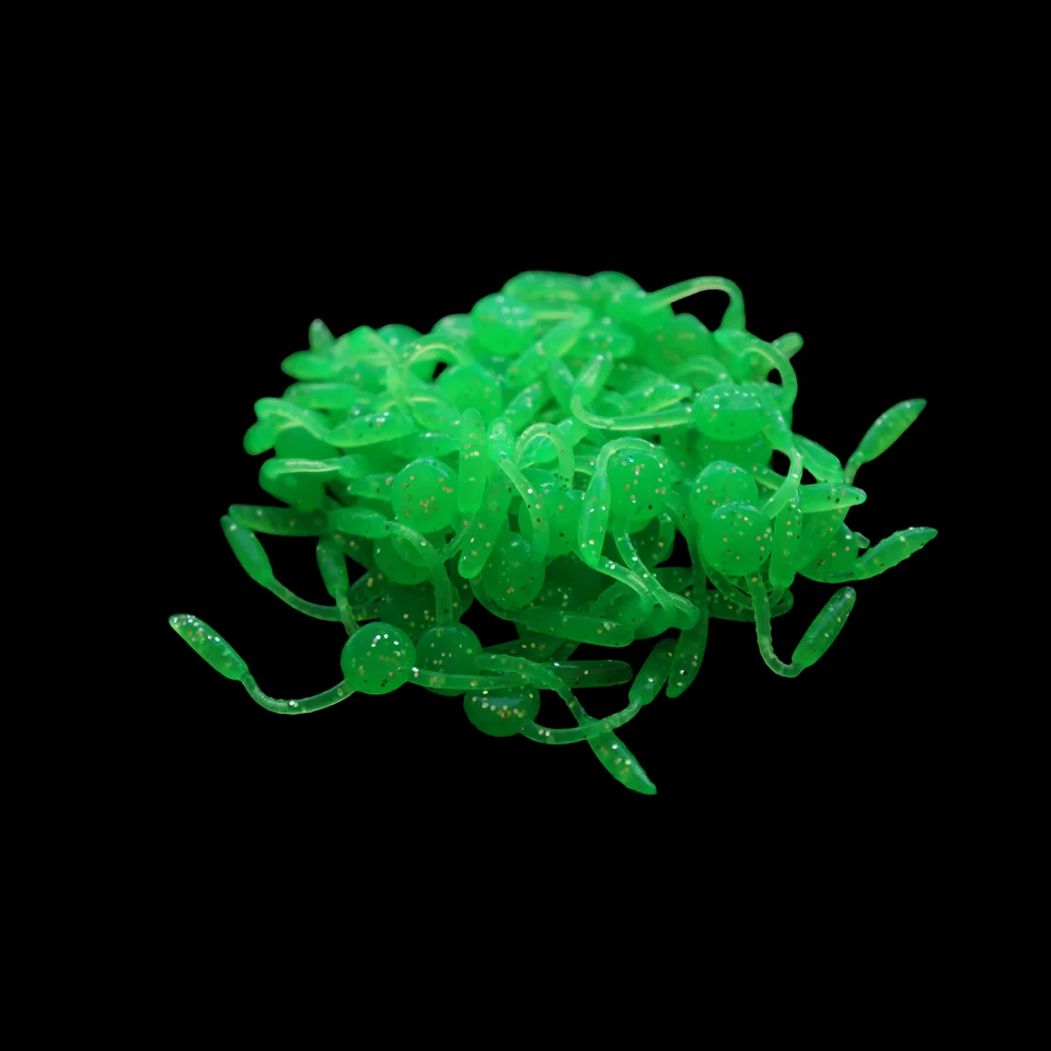 Ganchos de pesca brillantes y brillantes para pescar