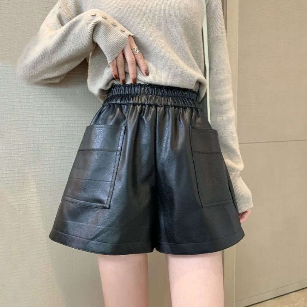 Pantalones cortos informales de cuero PU negro, pantalones cortos holgados simples de cintura alta, ropa informal suelta, pantalones cortos para oficina - imagen 2