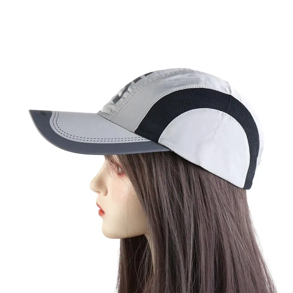 Elegante y funcional Esta tapa es perfecta para cualquier aventura al aire libre