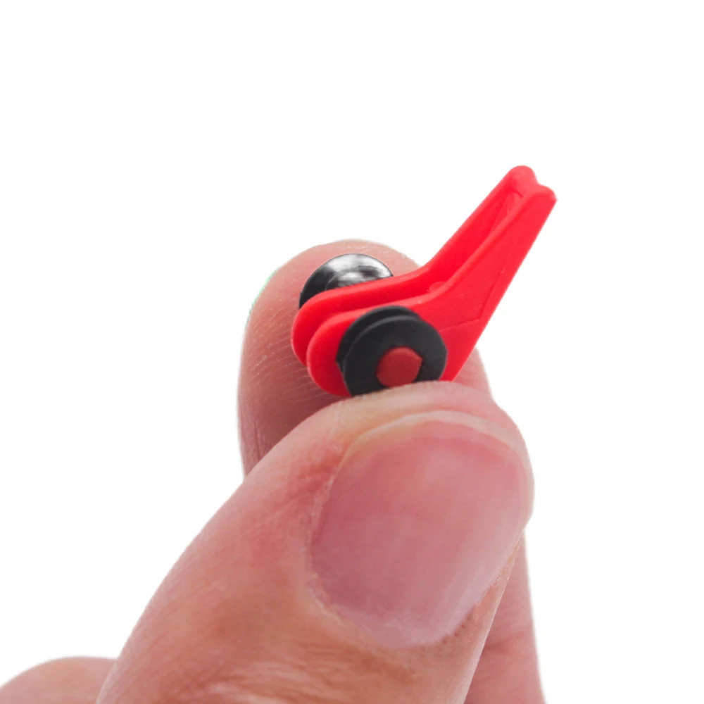 Soporte de cebo de plástico para anzuelo de pesca, soporte de seguridad con 2 anillos de goma para caña de pescar, aparejos de pesca, 10 Uds. - imagen 5