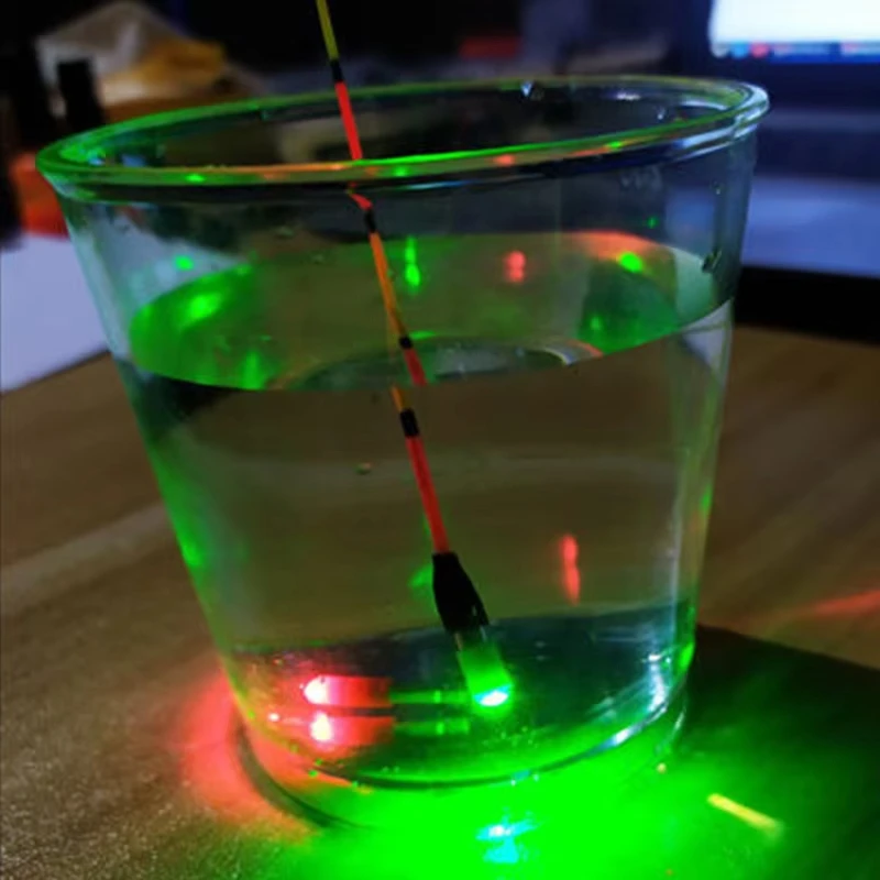 Luz trasera flotante luminosa LED, palo que cambia de Color brillante, cabeza gruesa, flotador de pesca, accesorios de equipo de pesca, 5 uds. - imagen 4