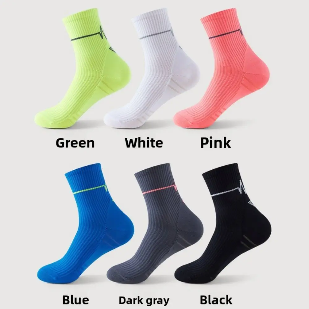 New Professional Cycling Socks Breathable Moisture-Wicking Football Stocking Striped Mountain Bike Sock for Road Racing - imagen 3