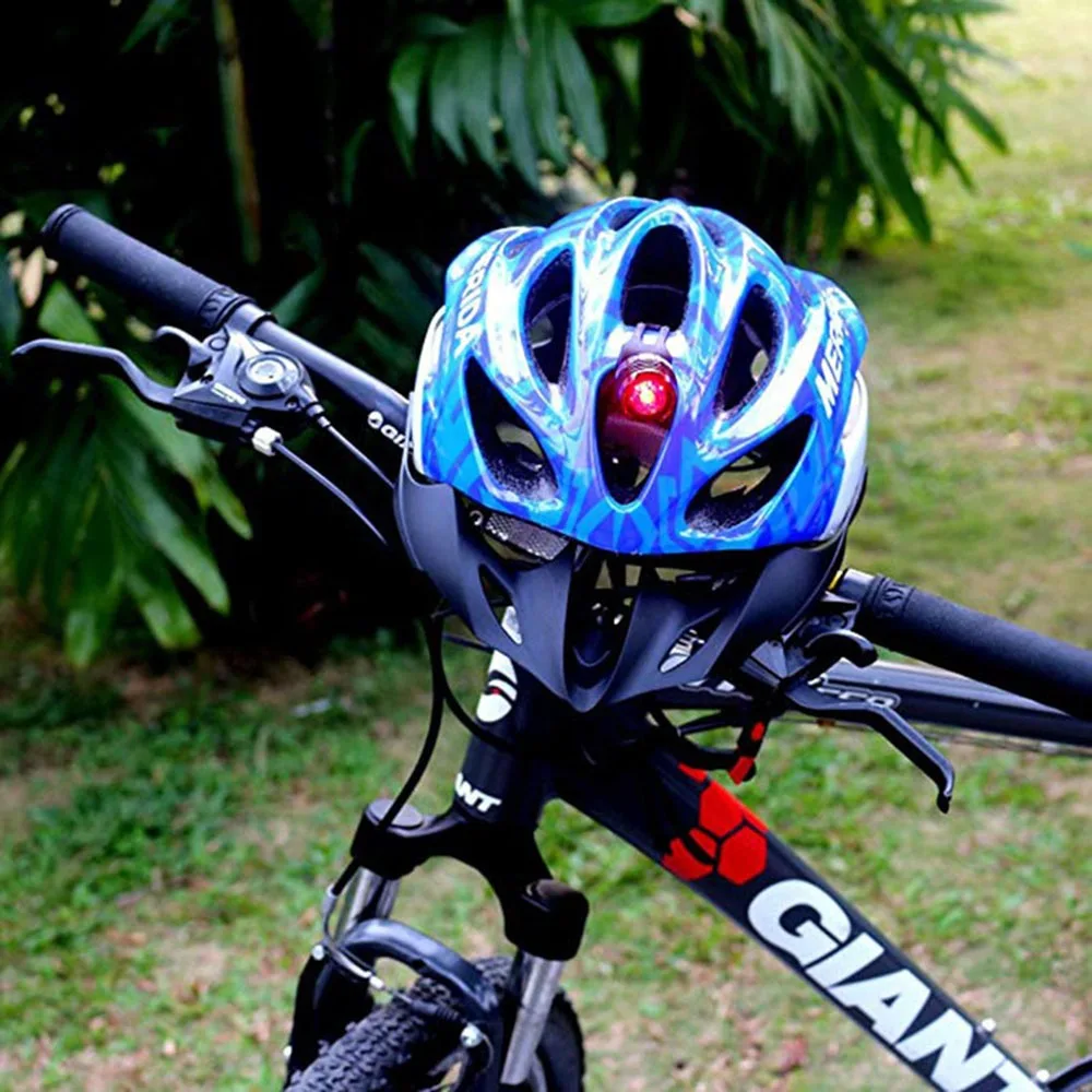 Luz trasera bicicleta resistente al agua con correa de silicona