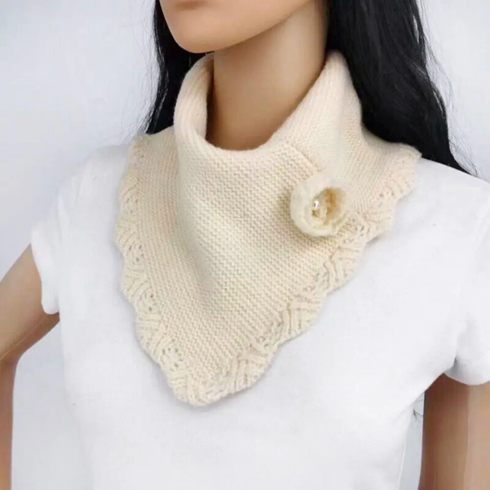 Bufanda triangular de punto con flores de ganchillo para mujer, pañuelo de Color sólido con borde ondulado, cuello falso, calentador de cuello desmontable a prueba de viento - imagen 4