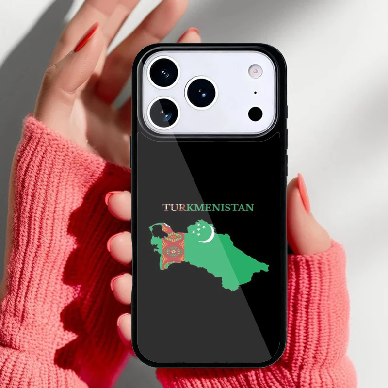 Funda colocada en un iPhone mostrando el ajuste perfecto