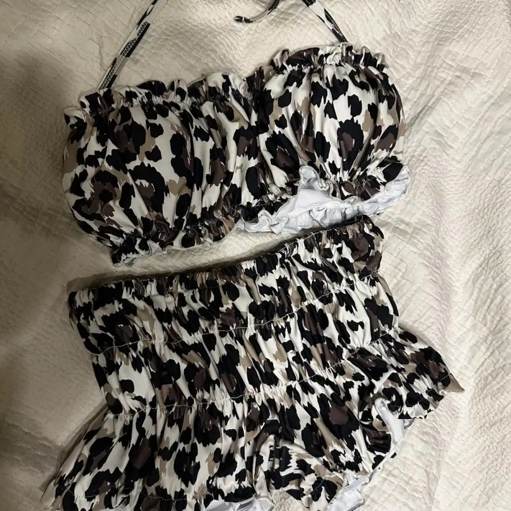 Bikini Leopardo Vintage Mujer Tirantes Cuello – Playa Verano