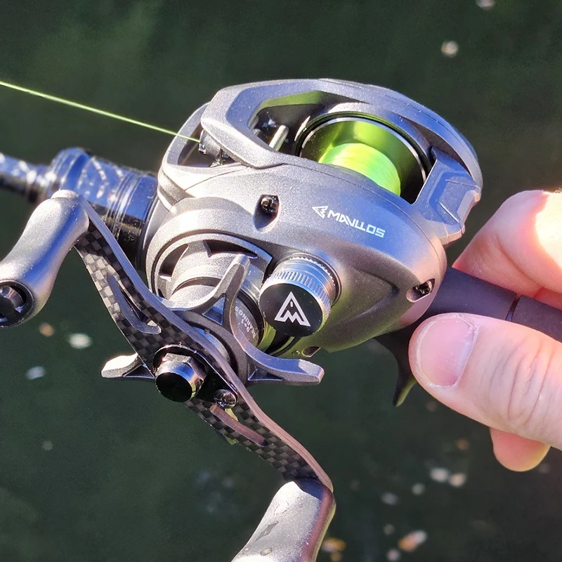 Carrete Baitcasting ligero – Freno magnético y 4kg de arrastre