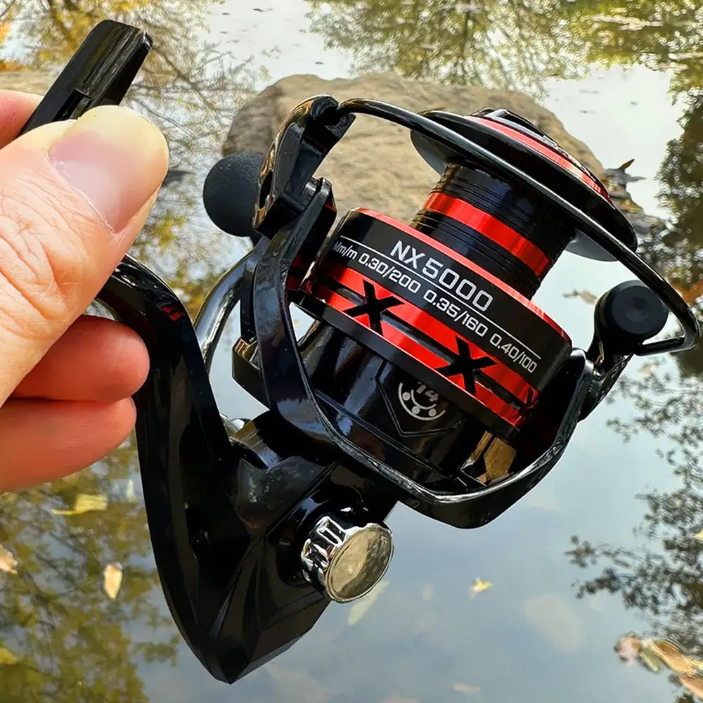 Carrete de Pesca giratorio de alto rendimiento serie 2000-5000, carrete de Metal con sistema de arrastre suave, relación de engranaje 5,2: 1, arrastre máximo de 8KG