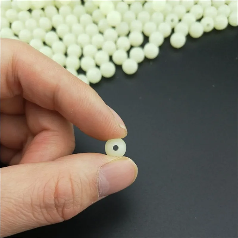 100 unids/lote cuentas luminosas 3mm-8mm granos espaciales de pesca bolas flotantes redondas luz brillante para juego de accesorios de pesca al aire libre - imagen 4