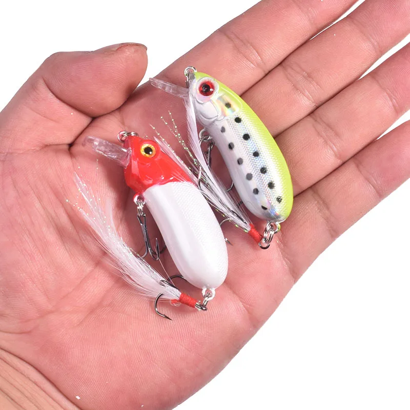 Señuelo de pesca de pececillo que se hunde, 1 piezas, 6cm, 10g, Crankbaits realistas, Wobblers, cebo Artificial de plástico con ganchos de plumas 8 #, aparejos de lubina