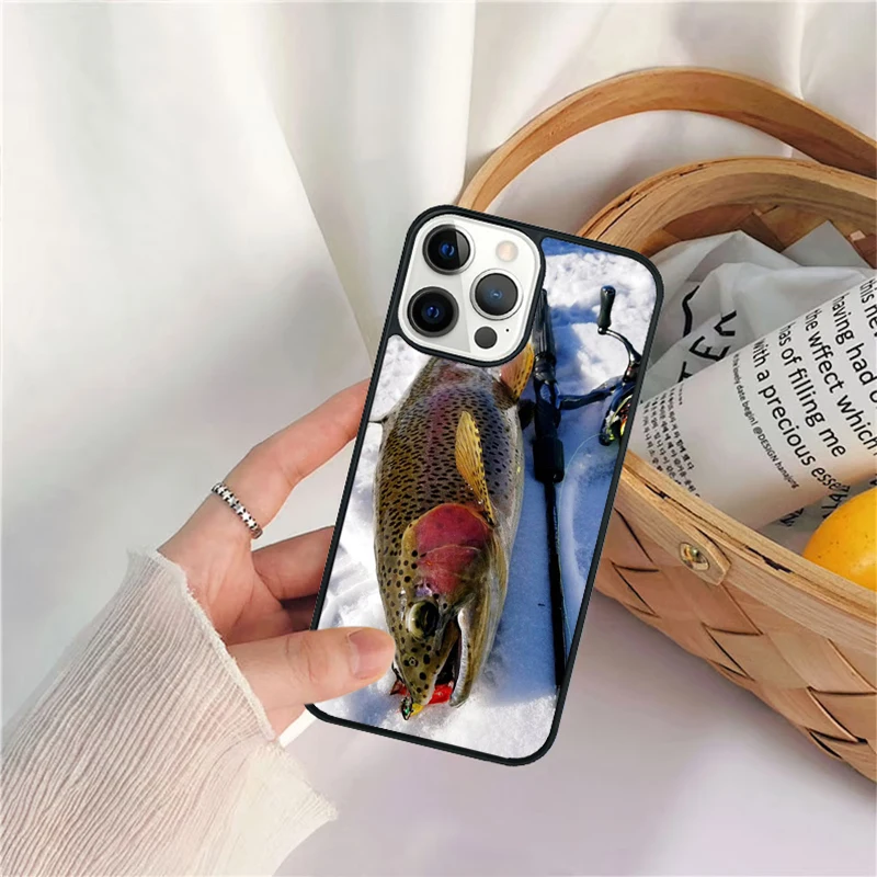 Funda de piel de trucha arcoíris con textura brillante