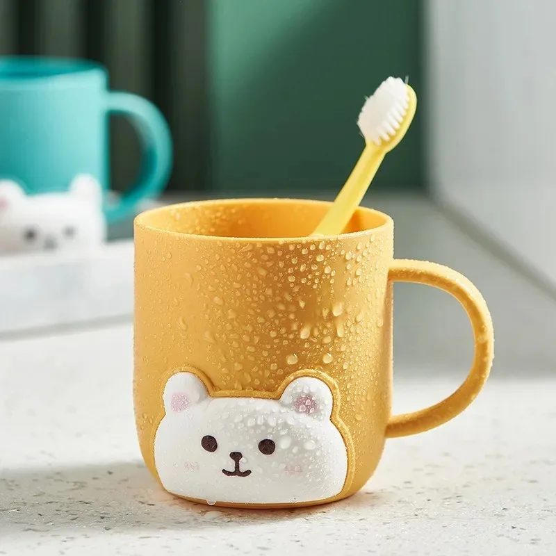 Taza de cepillo de dientes para baño de 1 a 2 piezas, oso para niños, dormitorio de estudiantes, gárgaras de dibujos animados, productos de plástico para niños, artículos para el hogar - imagen 3