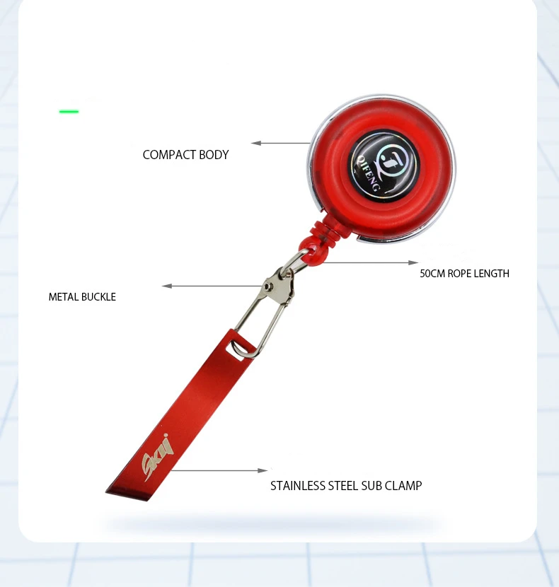 Compacto y duradero Este cuerpo compacto rojo con una cuerda de 50 cm y una subestrena de acero inoxidable asegura un accesorio fácil y seguro