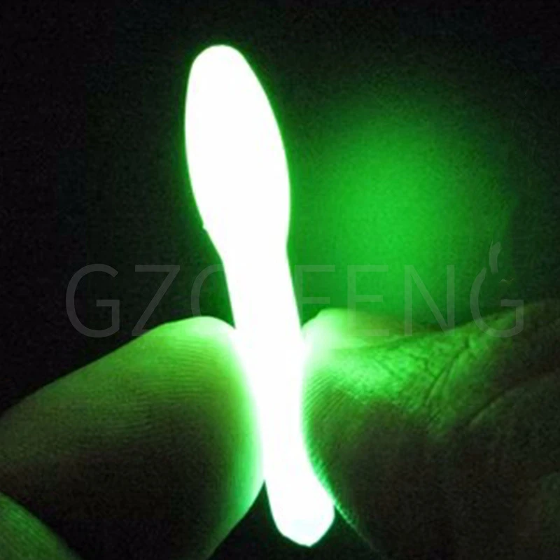 ZYZ 100pcs/Box Large Head Fishing Luminous Stick 3x25mm/4.5x37mm Fishing Float Glow Bar Night Float Rod Lightstick Tackle - imagen 3