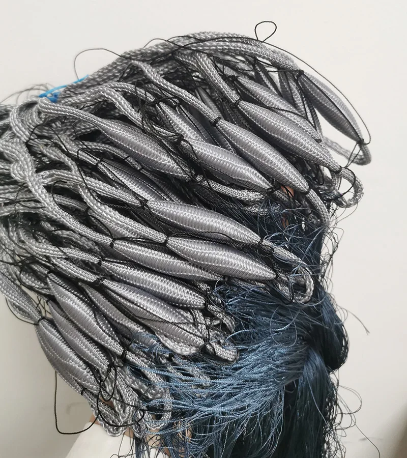 Un diseño creativo e intrincado con elementos entrelazados