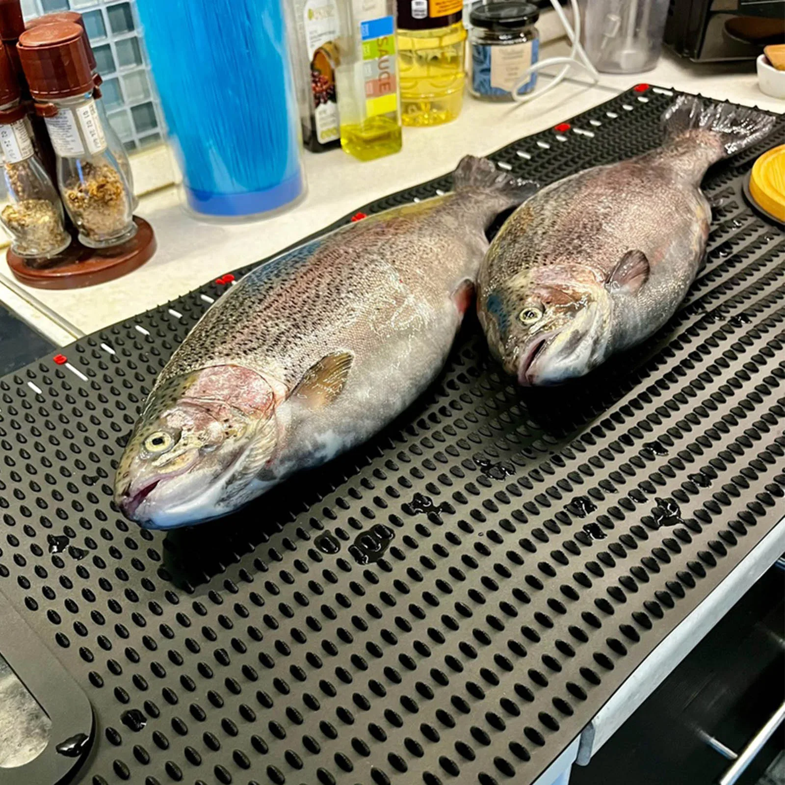 Tapete para filete de pescado, textura antideslizante con regla integrada de 30 ", dimensiones extendidas, Material fácil de limpiar, tabla para cortar pescado - imagen 3