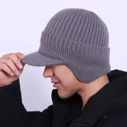 Gorro de invierno con protección auditiva ala corta para hombre