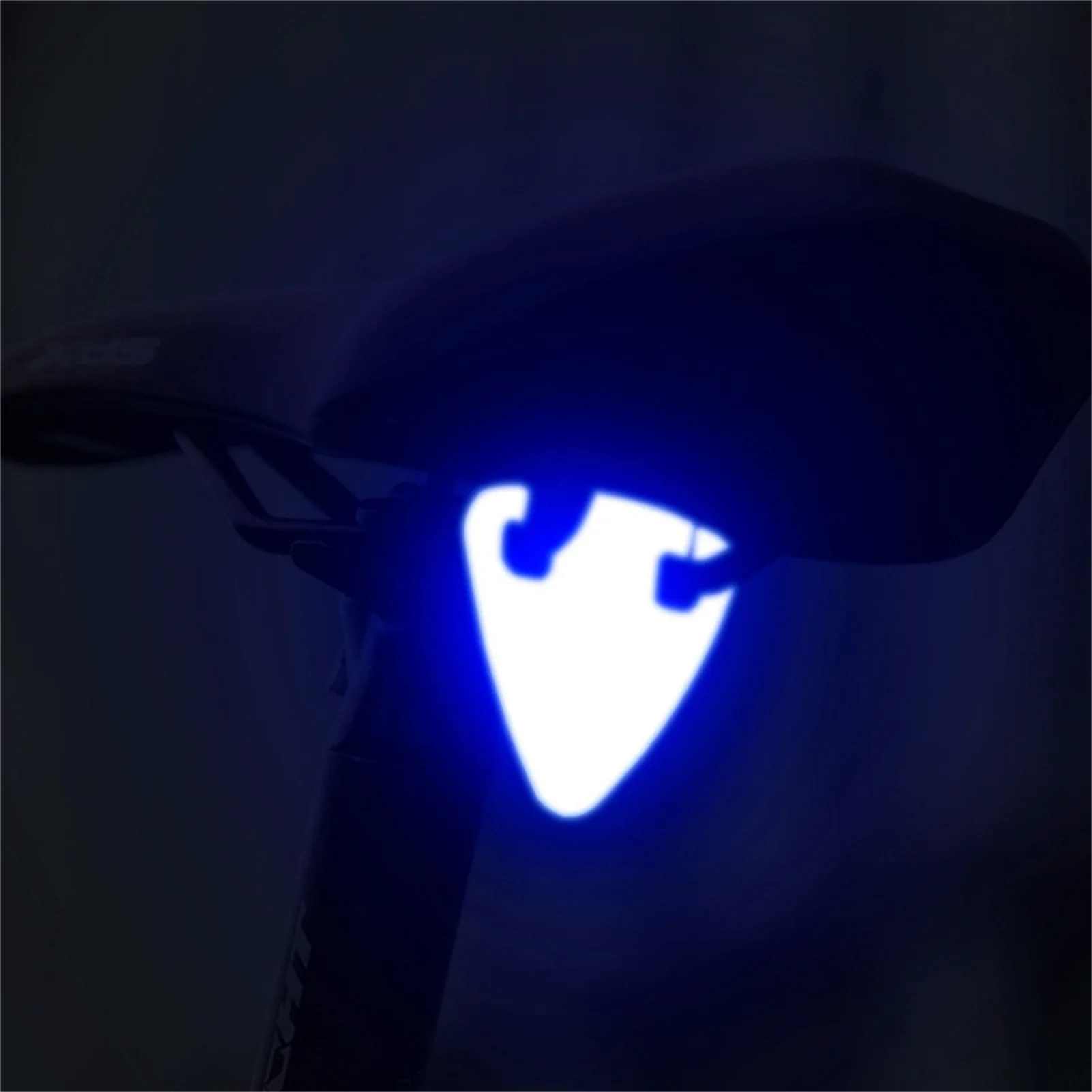 Pegatinas reflectantes alta visibilidad para bicicleta y ciclismo nocturno - imagen 5