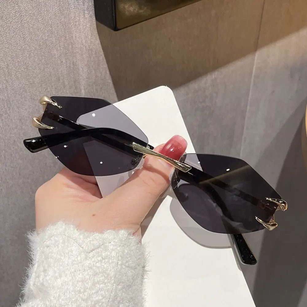 Gafas de sol cuadradas sin montura a la moda, gafas de sol Retro con montura pequeña y gradiente sin marco, gafas de sol populares de Metal Hip Hop UV400 para hombres y mujeres - imagen 3