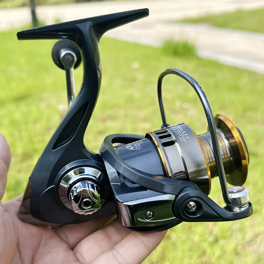 Carrete de pesca giratorio ultraligero profesional serie 300-6000, relación de engranaje 5,2: 1, carrete de Metal CNC, arrastre máximo de 10KG para todas las aguas - imagen 5