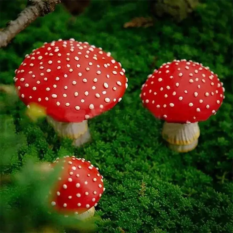 Mini Hongos Luminosos – Set de 3 Figuras de Resina para Jardín - imagen 2
