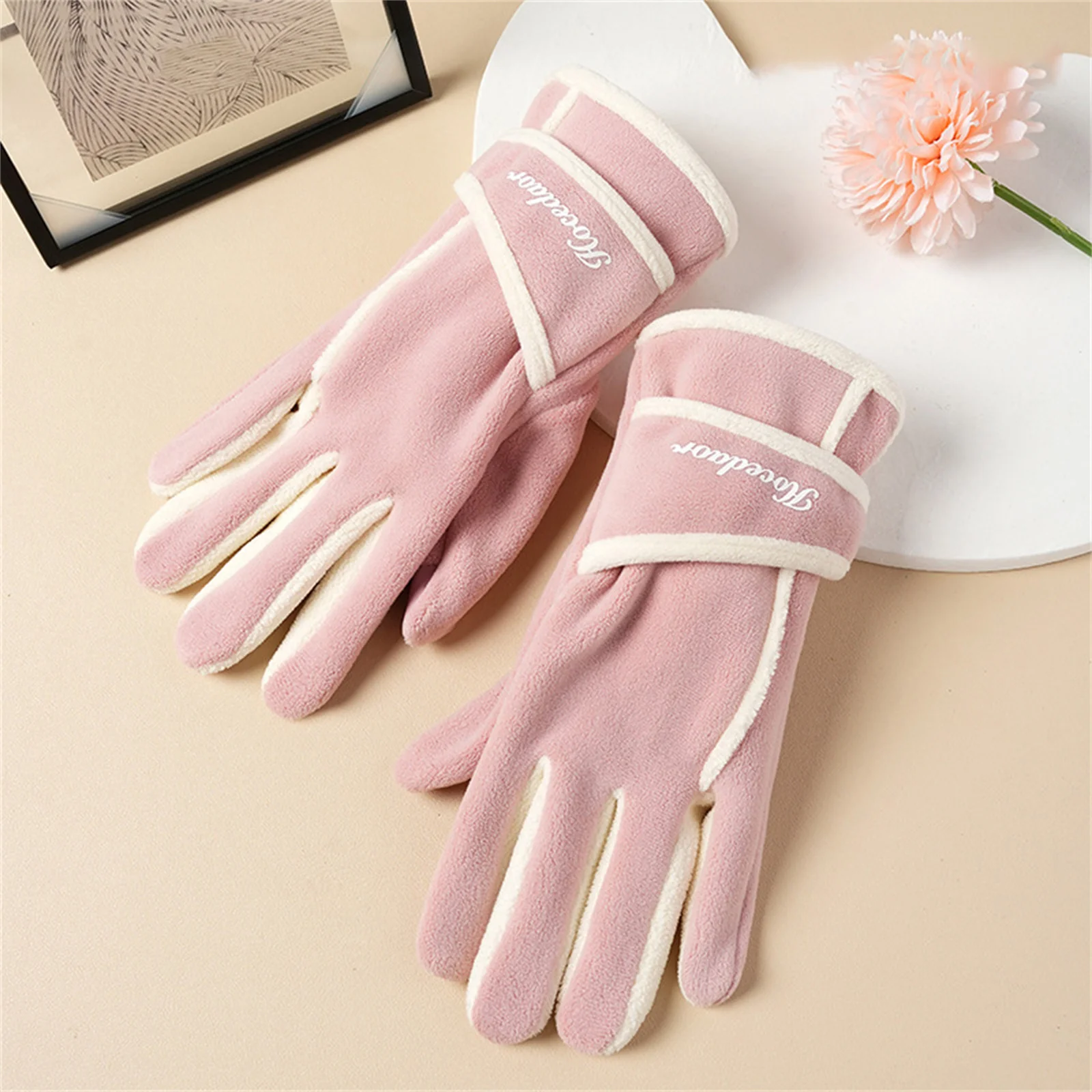 Guantes cálidos de felpa para mujer, guantes de invierno para ciclismo al aire libre, conducción, a prueba de viento, guantes de terciopelo contrastantes a la moda - imagen 3