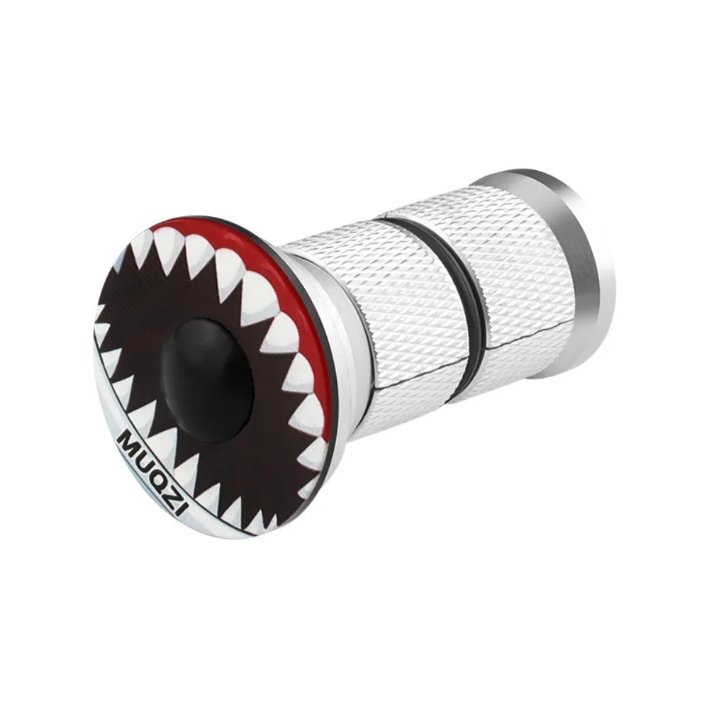 Una cabeza de cepillo de dientes muozzi negro y rojo