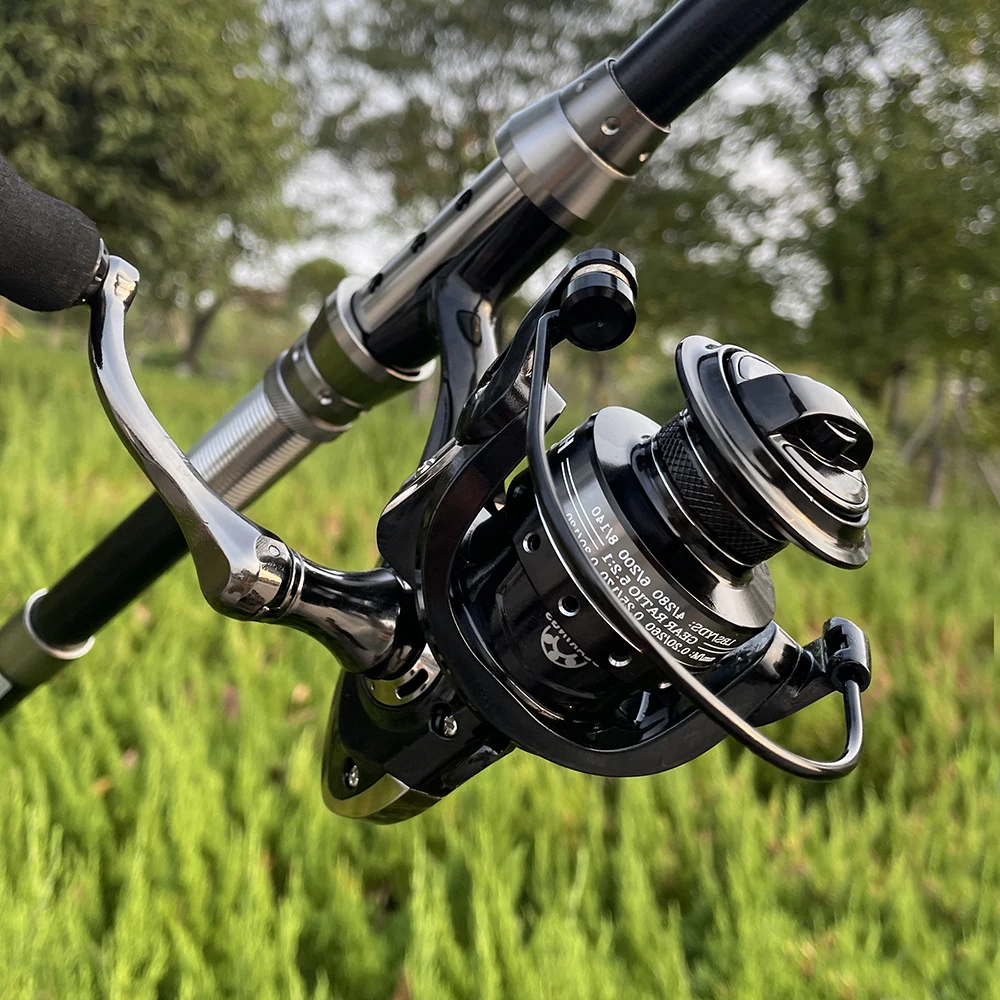 Carrete de Metal de alta calidad para pesca en agua salada, carrete giratorio ultraligero, Jigging duradero, arrastre máximo de 8KG, 5,2: 1, 2000-7000 - imagen 4