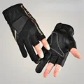 Black three-fingered