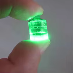 Mini lámpara de atracción de pesca, señuelo brillante, luz LED intermitente para pesca, cebo de calamar, herramientas de pesca