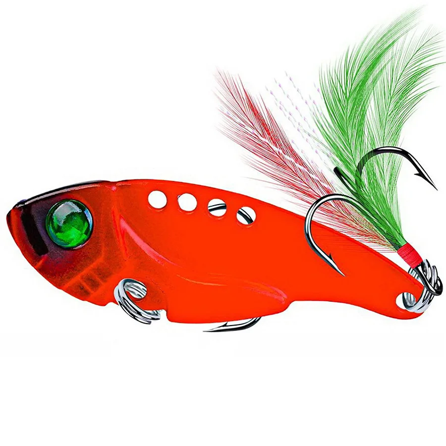 Este vibrante señuelo de pesca presenta un cuerpo rojo brillante un ojo verde y acentos de plumas para la máxima atracción