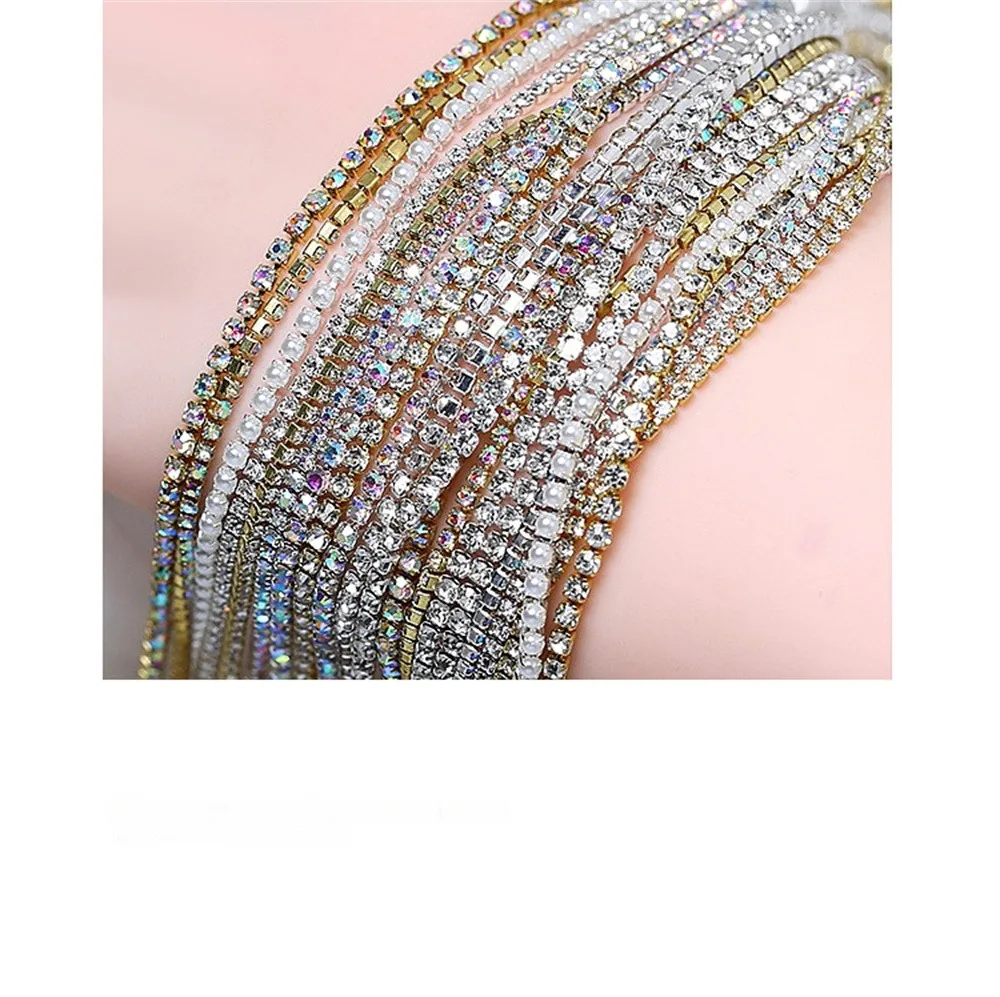 Pulseras elegantes y brillantes de diamantes de diablo para un aspecto deslumbrante