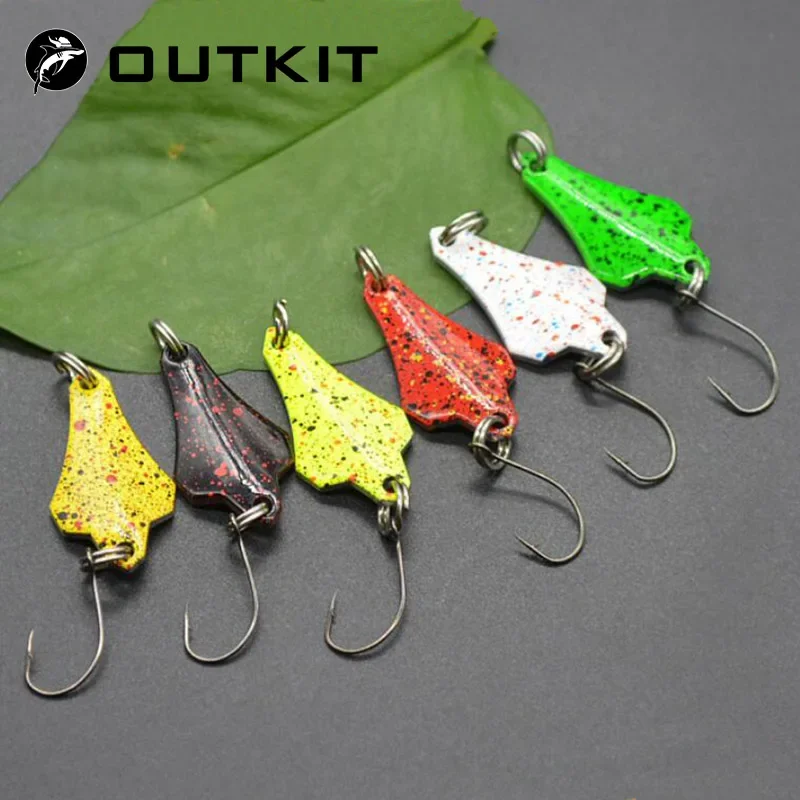 OUTKIT 6 unids/lote 3g 2,8 cm aparejos de pesca cebo pesca cuchara de Metal señuelo cebo para trucha cucharas de lubina pequeña cuchara giratoria de lentejuelas duras