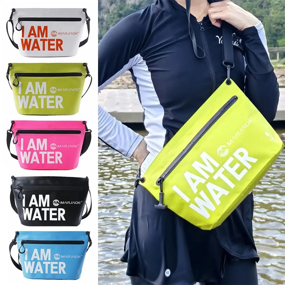 Manténgase hidratado con la elegante bolsa 'I Am Water'