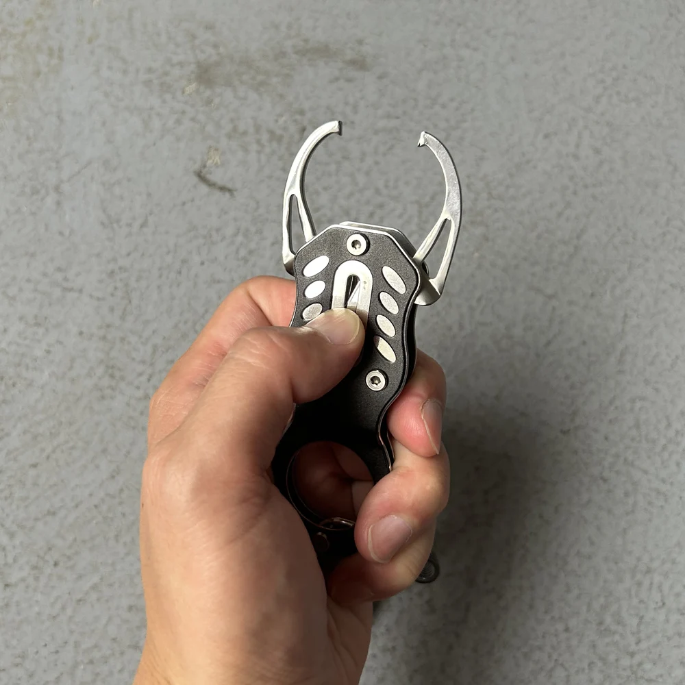 DNDYUJU-empuñadura de pescado de acero inoxidable 304, cerradura portátil, aparejos de pesca, herramienta de Clip de labio, controlador de pescado portátil profesional - imagen 5