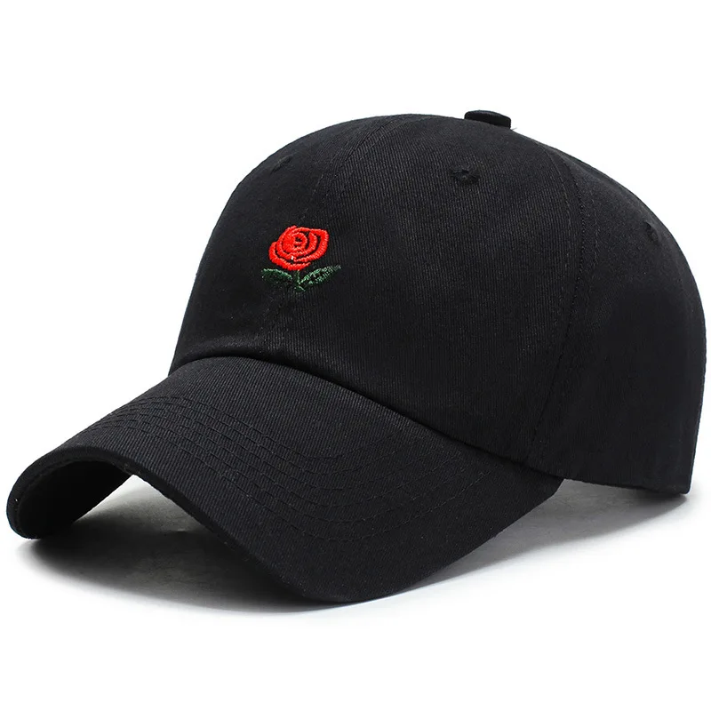 Gorra de béisbol con bordado rosas detalle lateral