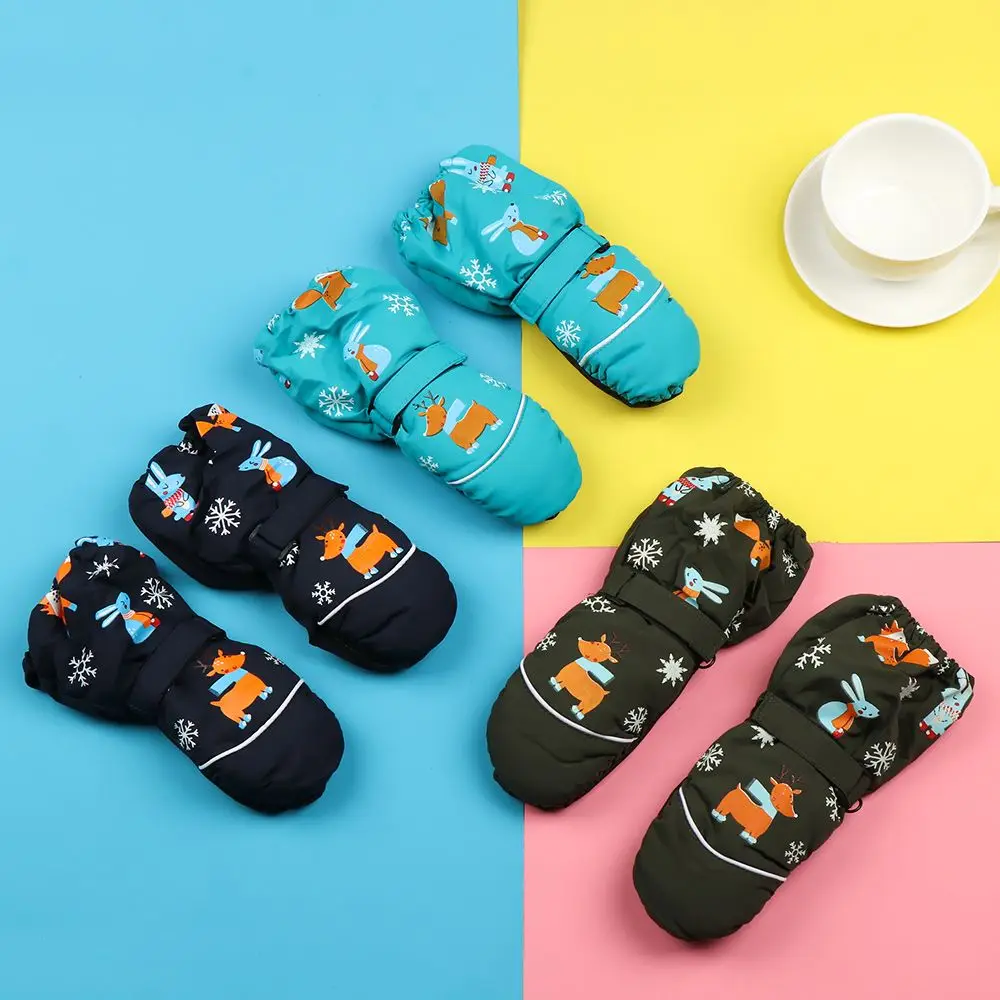 Elegantes guantes de invierno con diseños de animales juguetones para niños