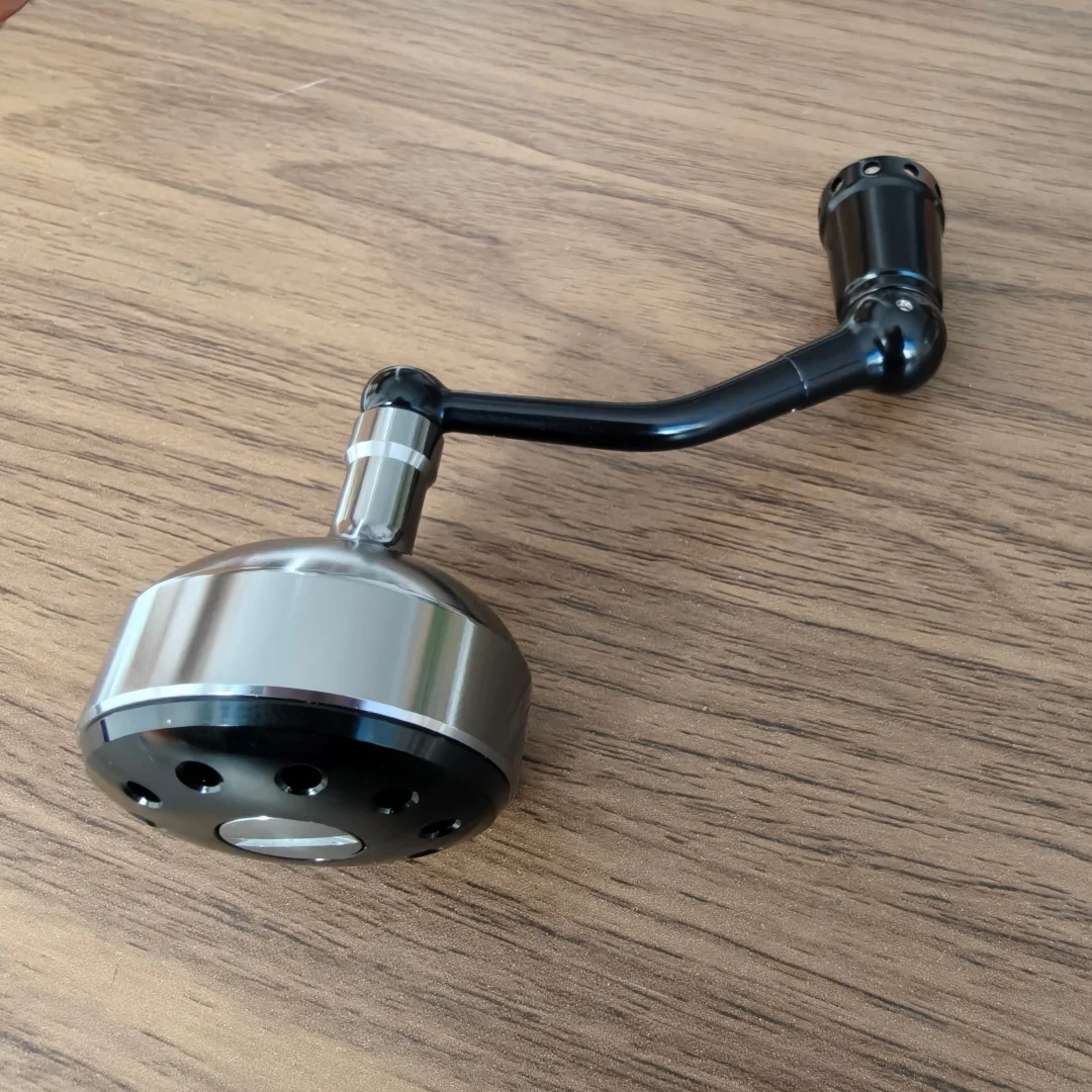 Carrete de pesca giratorio de Metal, balanceo plegable con mango para carrete de pesca tsurinoya, oso marrón, perilla de rueda 5000, 1 ud. - imagen 3