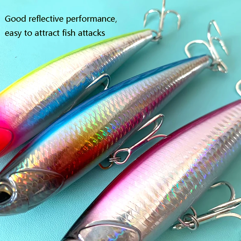 Atrapando señuelos de pesca vibrantes listos para un día exitoso en el agua