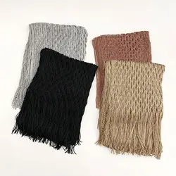 Toalla de playa de encaje tejida con capa bohemia y borlas