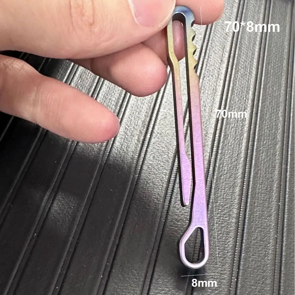 Llavero ligero de aleación de titanio, hebilla de correas colgante gris de extracción rápida, hebillas de extremo de cinta multifunción - imagen 4