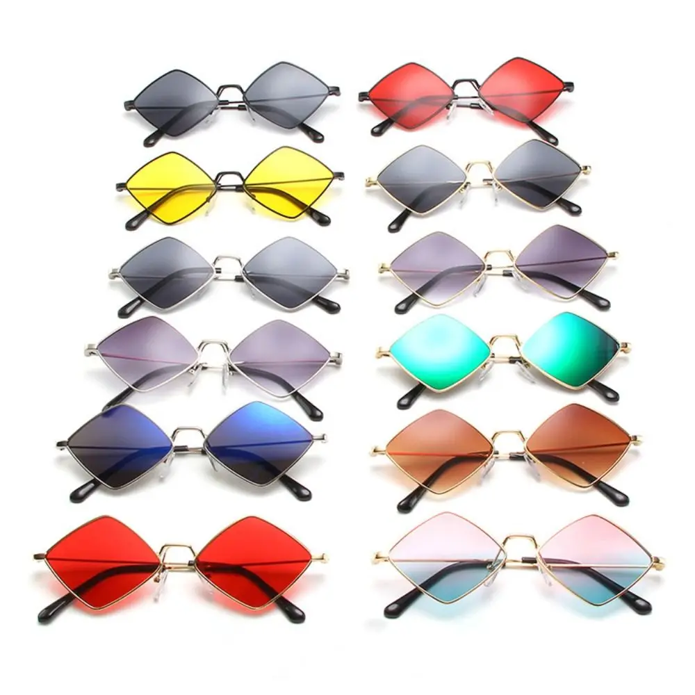 Gafas de sol con marco cuadrilateral para hombre y mujer, lentes de sol con forma de diamante, película de protección UV de Metal, a la moda - imagen 4
