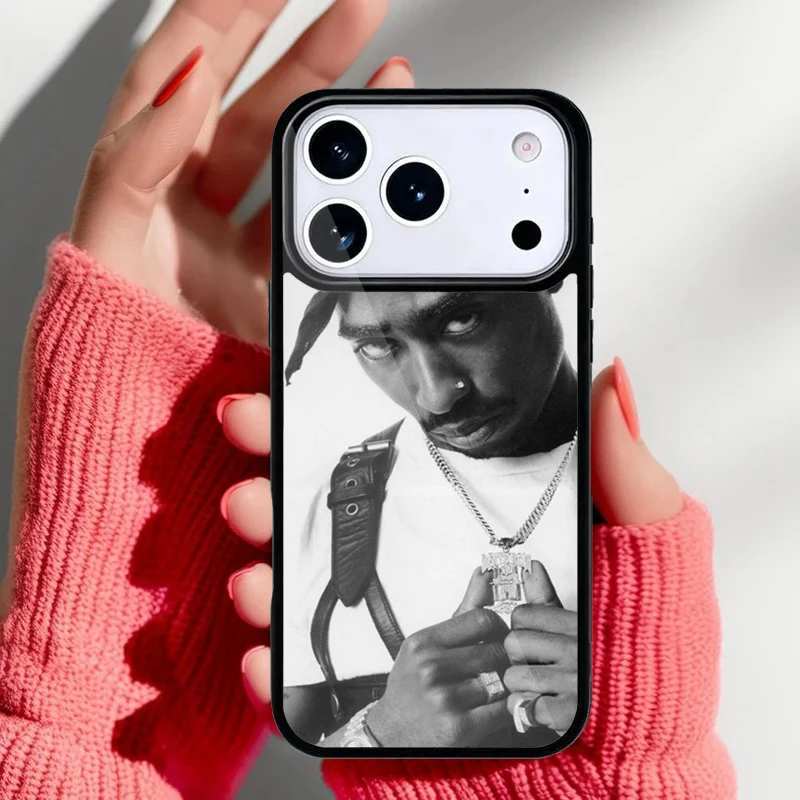 Funda con retrato de Tupac en estilo urbano