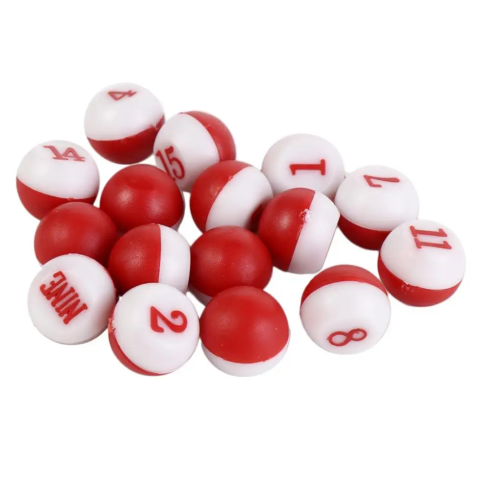 Estas bolas numeradas rojas y blancas son perfectas para juegos y tareas de organización.