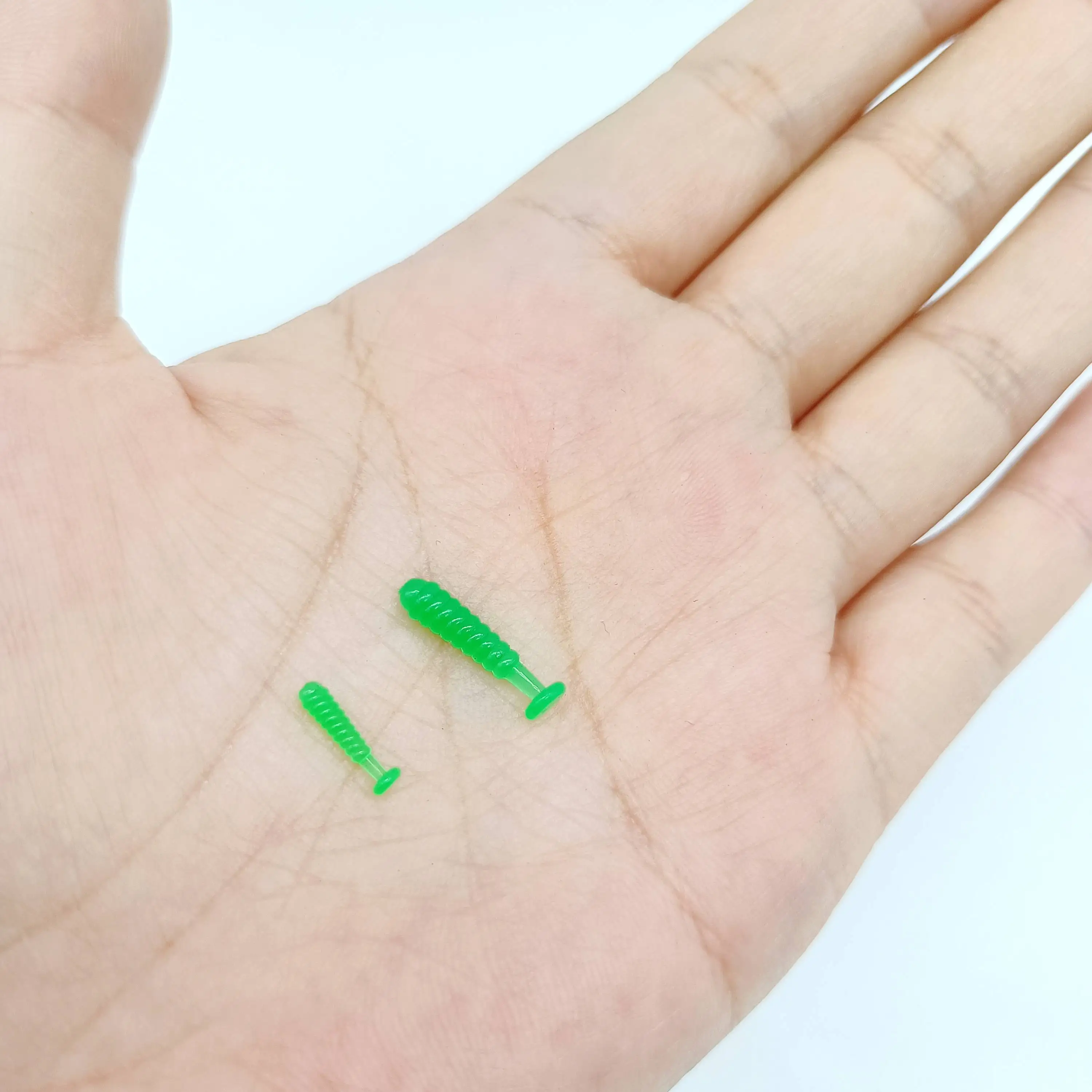 DUODUOYU 100 Uds Mini señuelo suave señuelo de pesca 10mm/15mm pequeño pvc cola en T cebo de silicona Isca Artificial wobbler aparejos de pesca - imagen 2