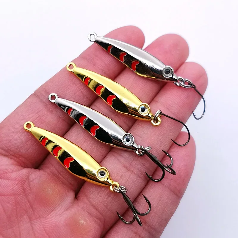 Nuevo Mini señuelo de pesca 3CM 4CM 3g 5g cuchara señuelos de metal Spinnerbait Minnow pez pequeño anzuelo único plantilla flujo trucha cebos pesca caliente - imagen 2