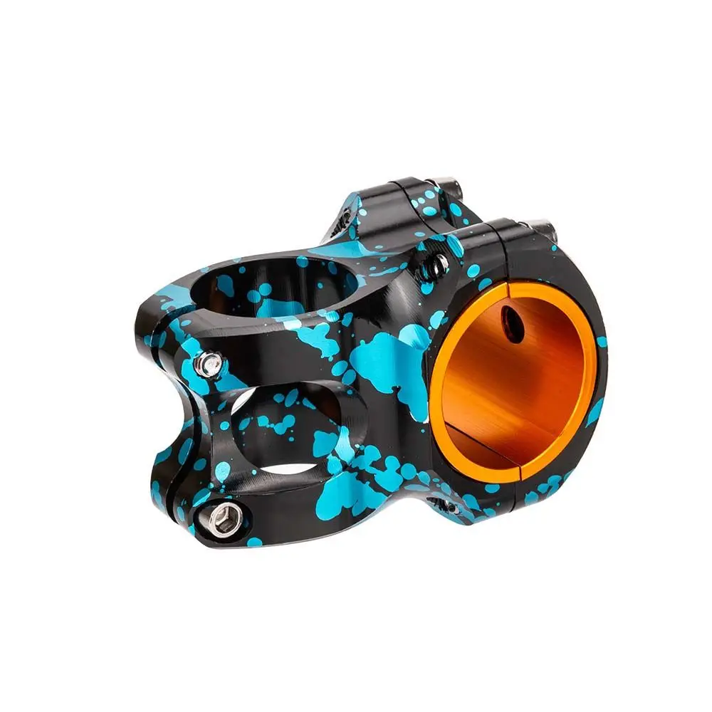 Manejo de bicicletas elegante y duradero con un diseño vibrante de azul y naranja