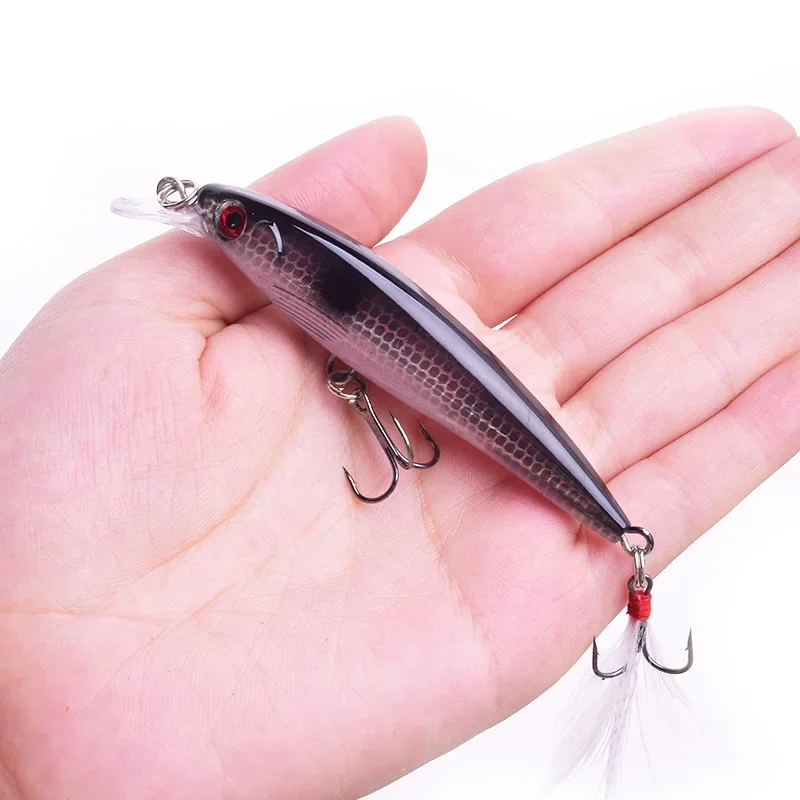 Señuelo de pesca Minnow, 9cm, 7g, Wobblers de plástico para curricán, cebos artificiales con anzuelo de plumas para lubina, aparejos de pesca Crankbait, 1 ud. - imagen 5